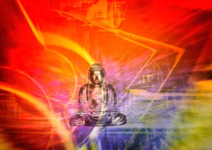 Boeddhabeeld met kleurrijke lichtstralen in rood, oranje, paars en geel.